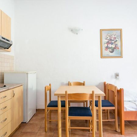 Apartments By The Sea Baska Voda, Makarska - 300 Eksteriør bilde