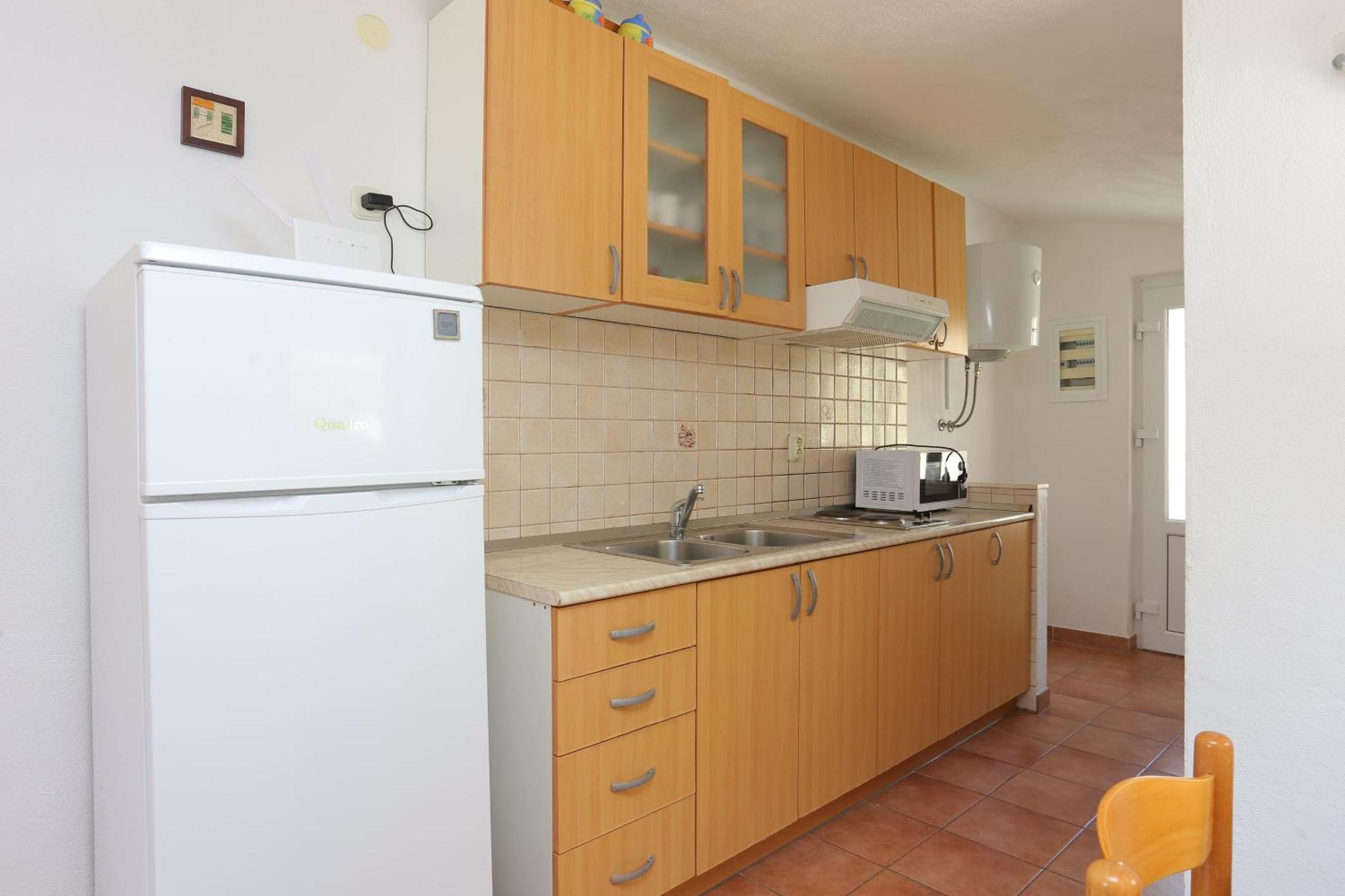 Apartments By The Sea Baska Voda, Makarska - 300 Eksteriør bilde