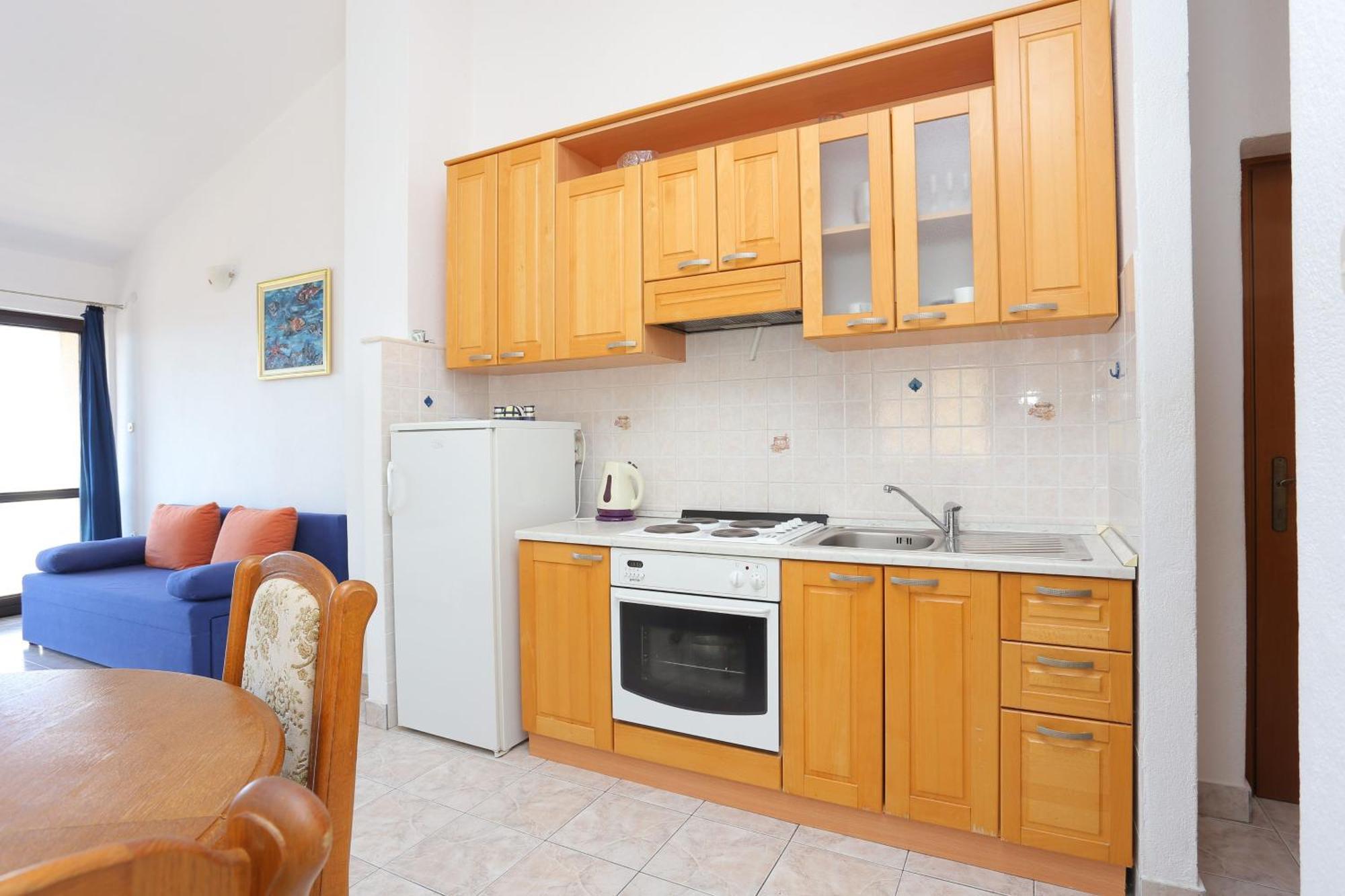 Apartments By The Sea Baska Voda, Makarska - 300 Rom bilde