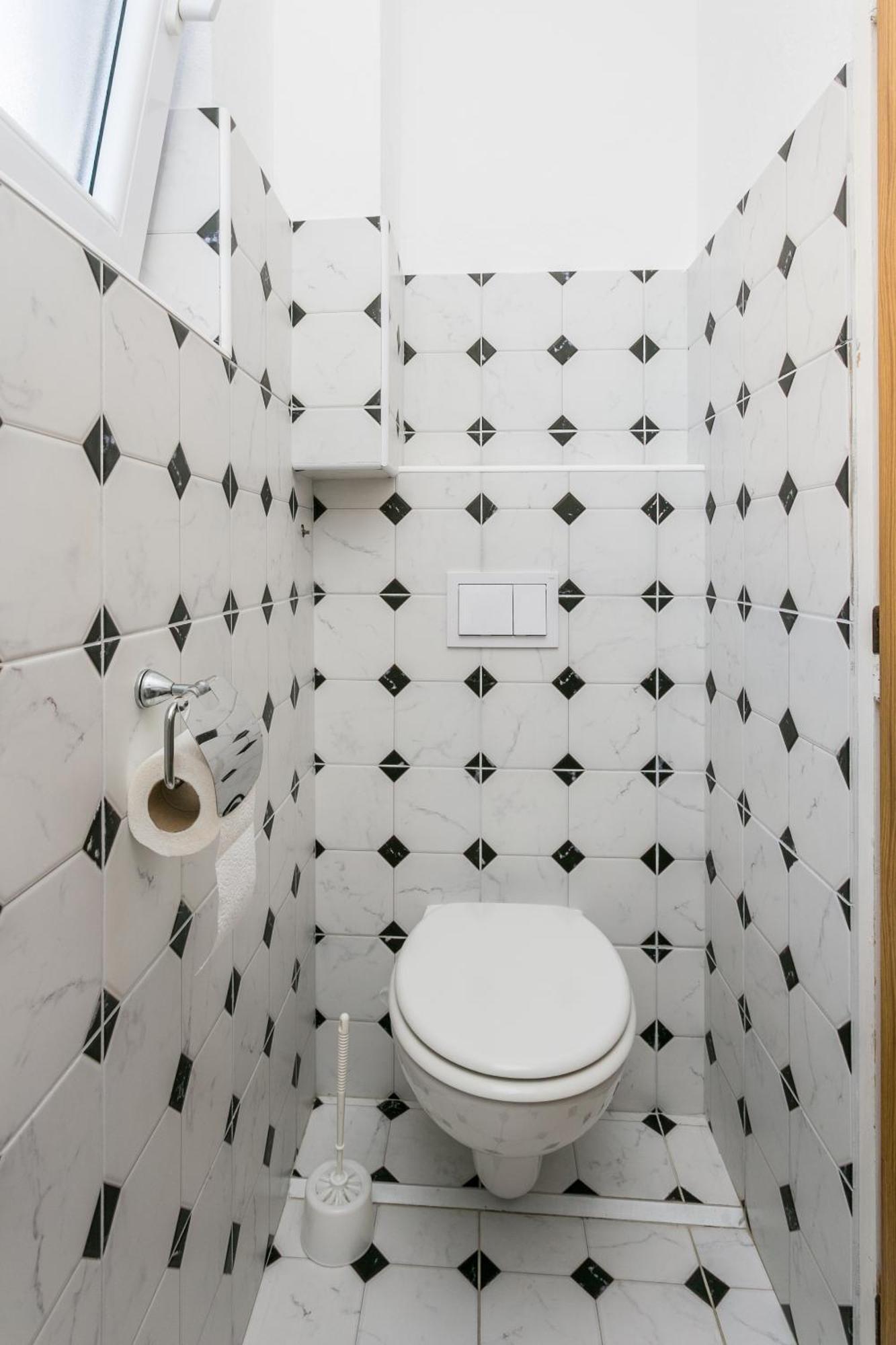 Apartments By The Sea Baska Voda, Makarska - 300 Rom bilde