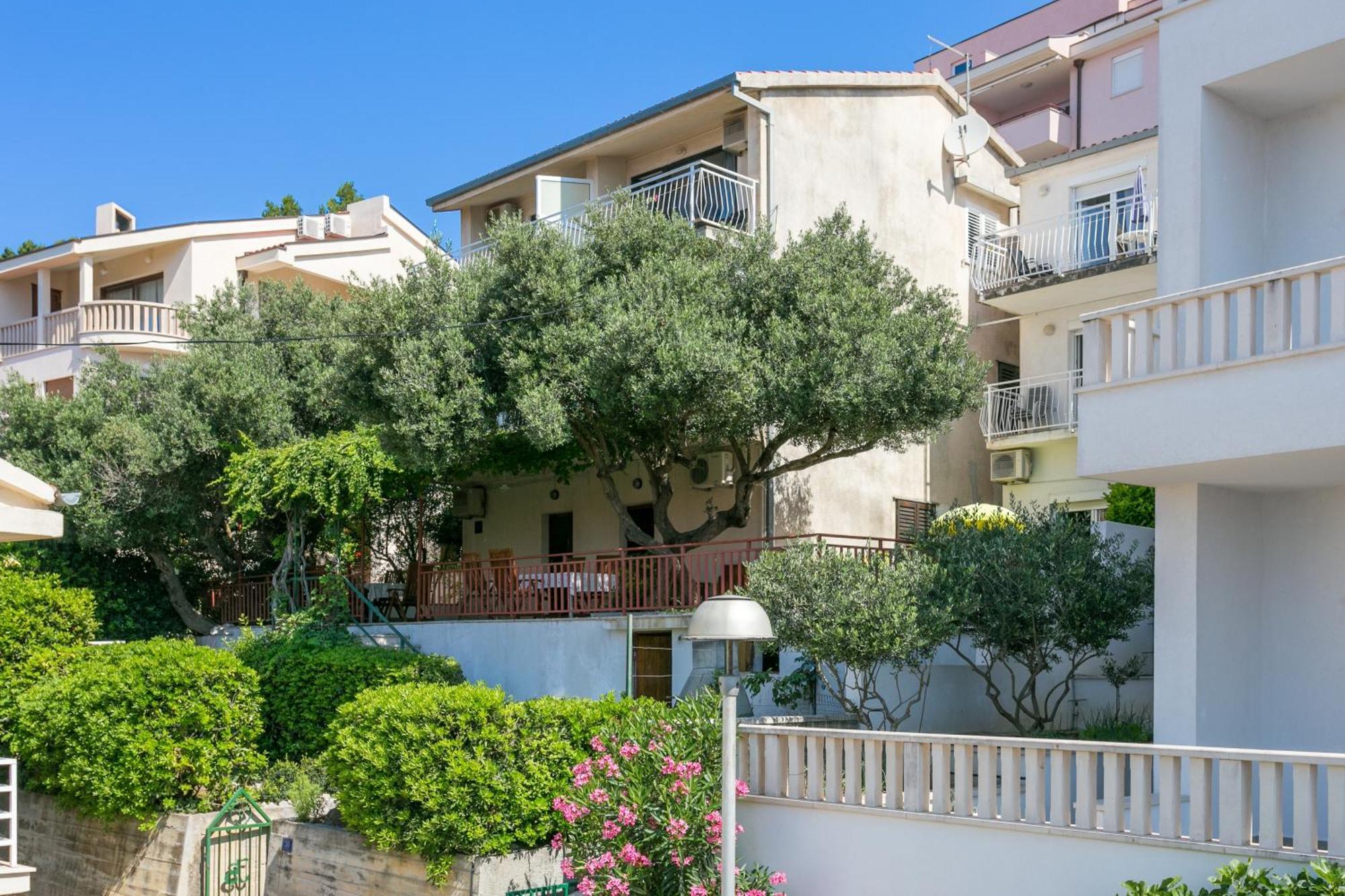 Apartments By The Sea Baska Voda, Makarska - 300 Eksteriør bilde